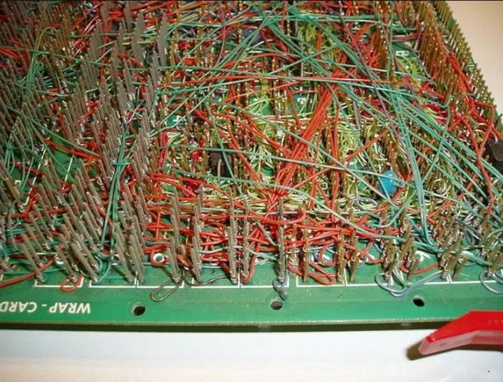 Z80计算机的绕线背板